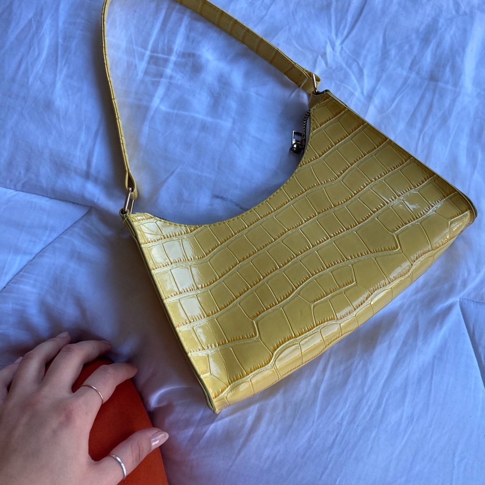 Vintage Inspired Tiny Purse — Yellow Croc